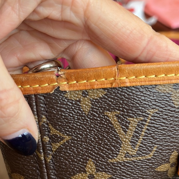 *SOLD* Louis Vuitton Neverfull MM WITH Clutch - Picture 9 of 10